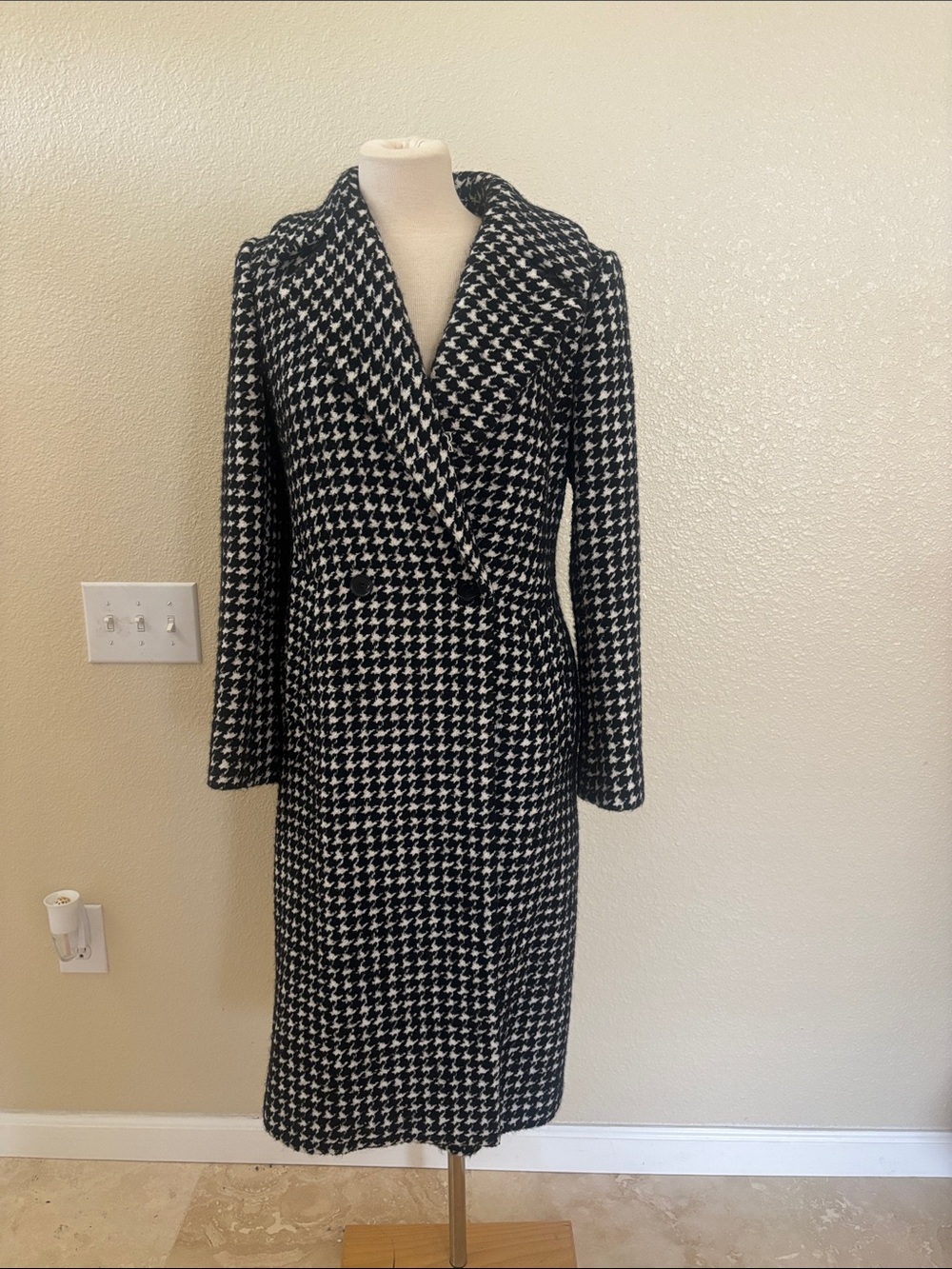 Reiss Black and White Houndstooth Long Sleeve Coat Dress